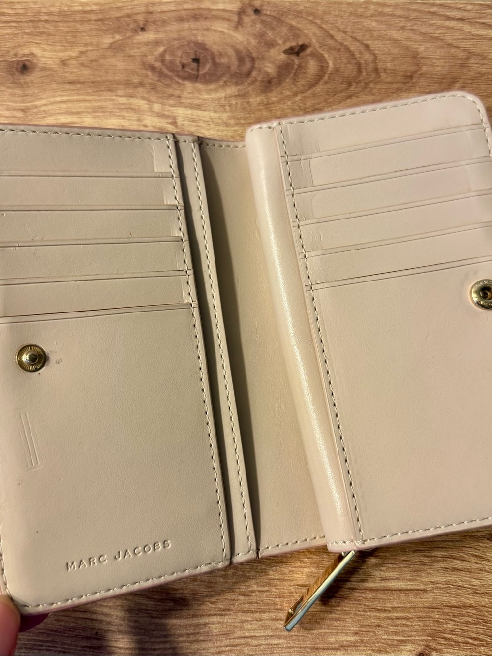 Marc Jacobs Topstitched Compact Zip Card Wallet Pink Leather - Picture 4 of 7